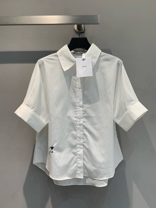New models are out! Cd's new spring and summer short-sleeved shirts are made of