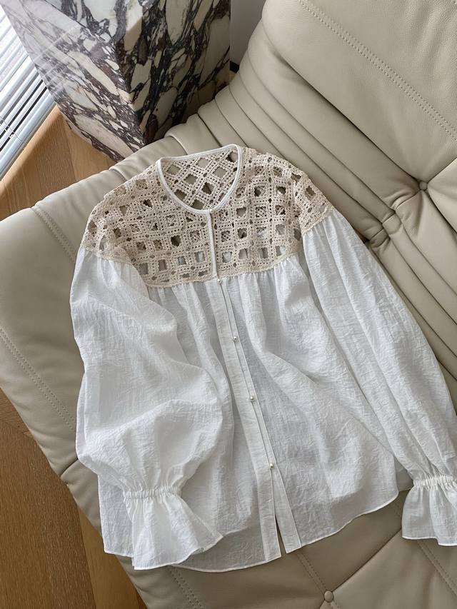 25Ss Spring and summer vacation hollow heavy-duty top. The hollow pattern edge i