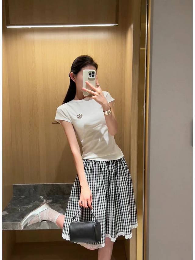 Ea 2025 summer new pleated ballet skirt, Miu ballet style lace skirt, a very eas