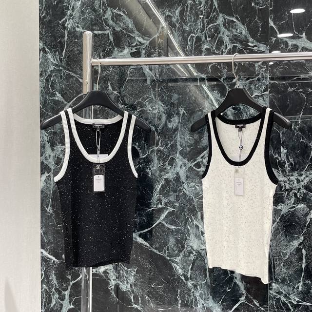 Xiaoxiang 25 Early Autumn new contrast color knitted vest! The whole body is in