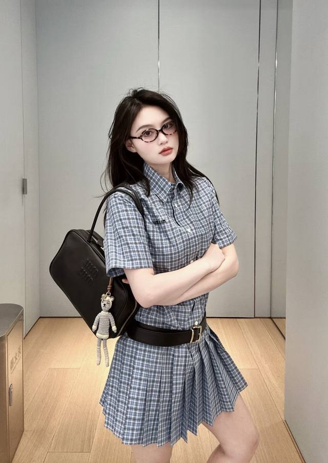 New [P]! Latest Miu 25New plaid pleated shirt dress. Size: Sml. . DDD