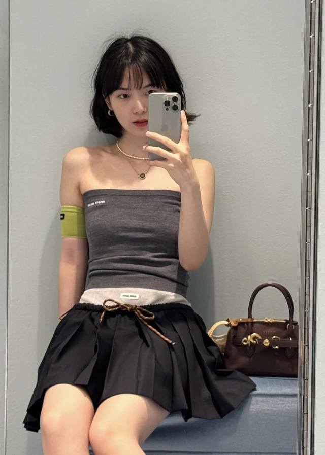 New [P]! Latest Miu 25New knitted tube top. Size: Sml. . DDD