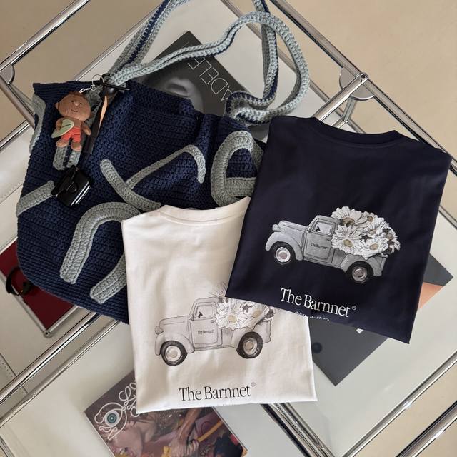 25Ss New spring and summer style, the same pickup truck full of flowers as the O