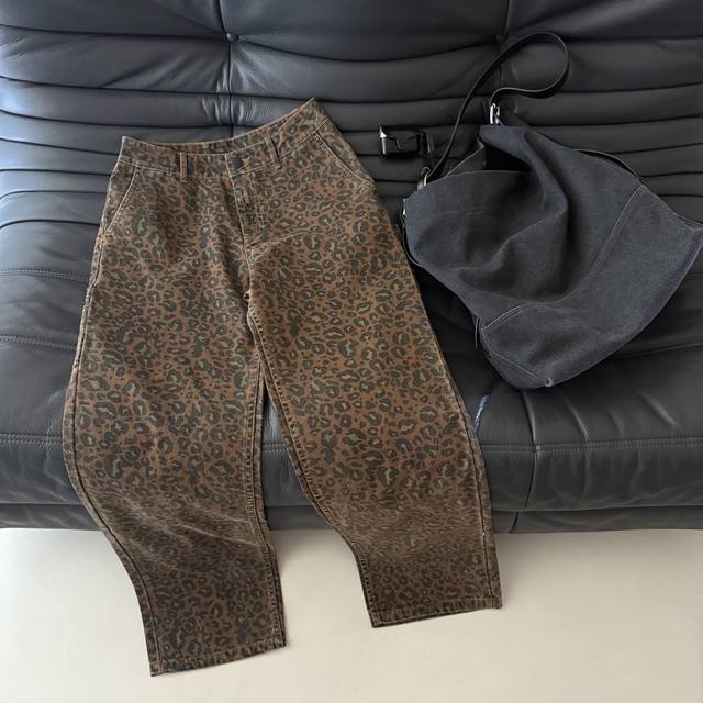 25 Spring and summer new style Overseas Ins blogger & Rini Same style but differ