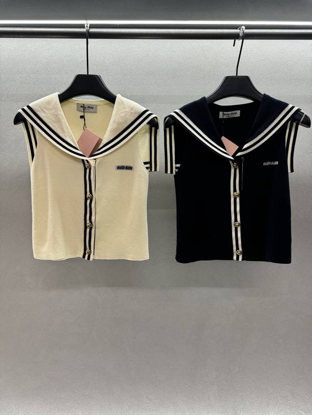 2660 Spring And Summer DDD! Miumi*U, navy collar knitted vest, high-end color ma