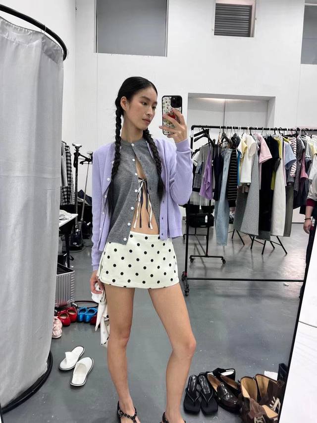 Ra 2025 Spring and Summer new side-pull Mini skirt pants. Side-pull Mini skirt p