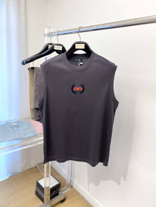 Balenciaga, 2025 new vest T-shirt, handsome and fashionable, top-grade printed