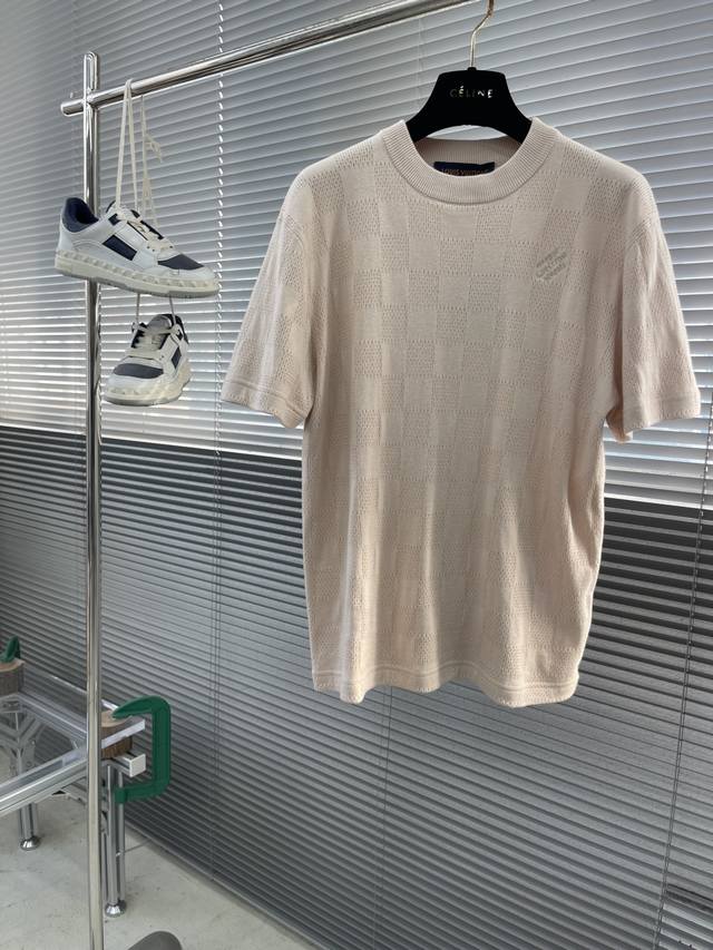 25Ss The new cotton T-shirt is made of comfortable French terry, with a soft te