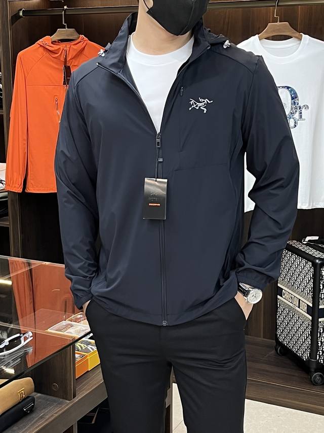 Mainly promote Arc'teryx's 2025 spring and summer new jackets and coats. This ye