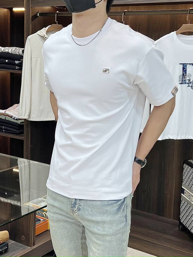 Mainly promote Burberry Exclusively for the new autumn Burberry fashion casual r