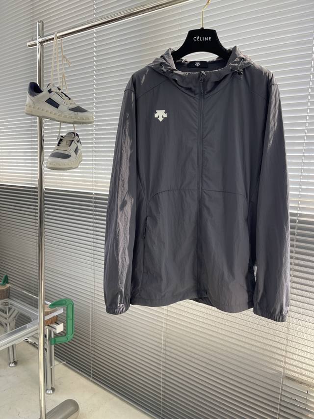 Descente sports light sun protection clothing Rare source! Original good goods!
