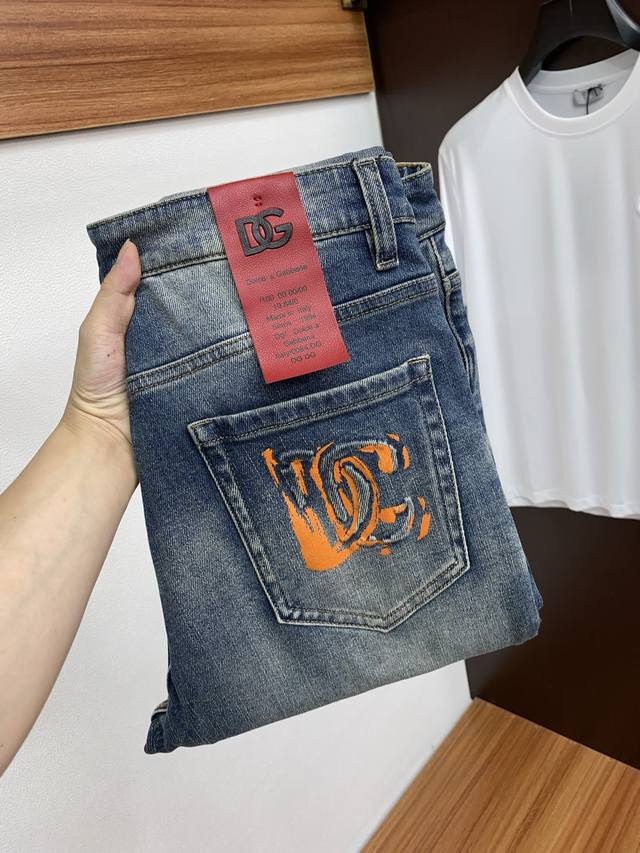 Dg 2025Ss Spring and Summer new slim fit straight jeans Perfect washing process