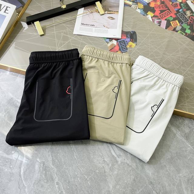 Moncler 2025Ss Spring and Summer Casual Pants, a must-have for this season, very