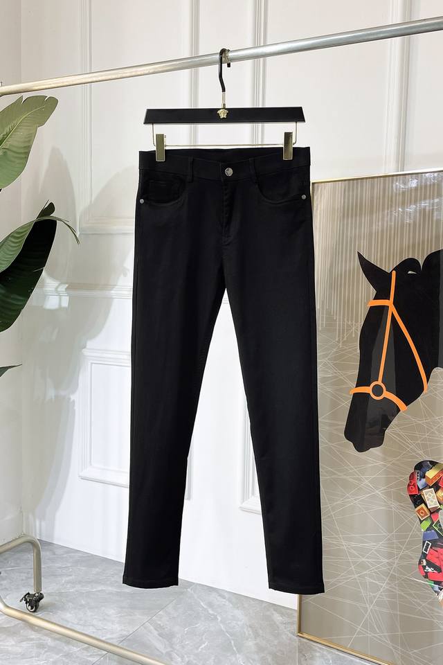 Dior 2025Ss Spring and Summer New Year's jeans. Original 1:1 production, perfec