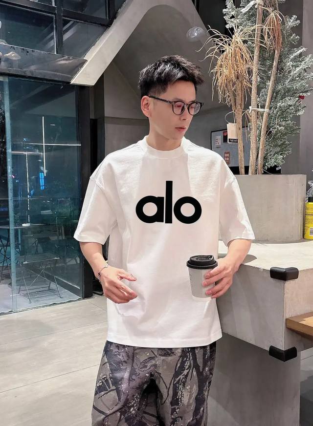 Short-sleeved shorts Alo*25S new trendy brand T-shirt. New product sold in Thai