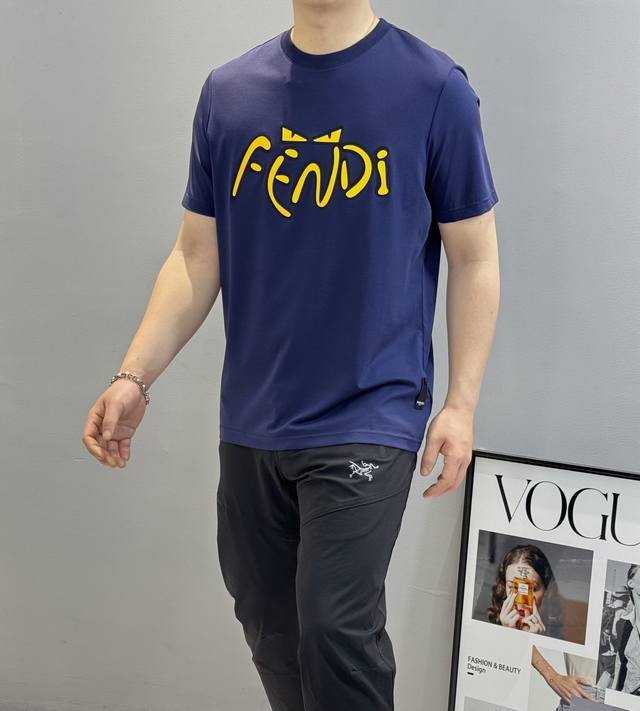 Little Monster! Explosive code. Fend* Fend 25S new spring and summer round neck