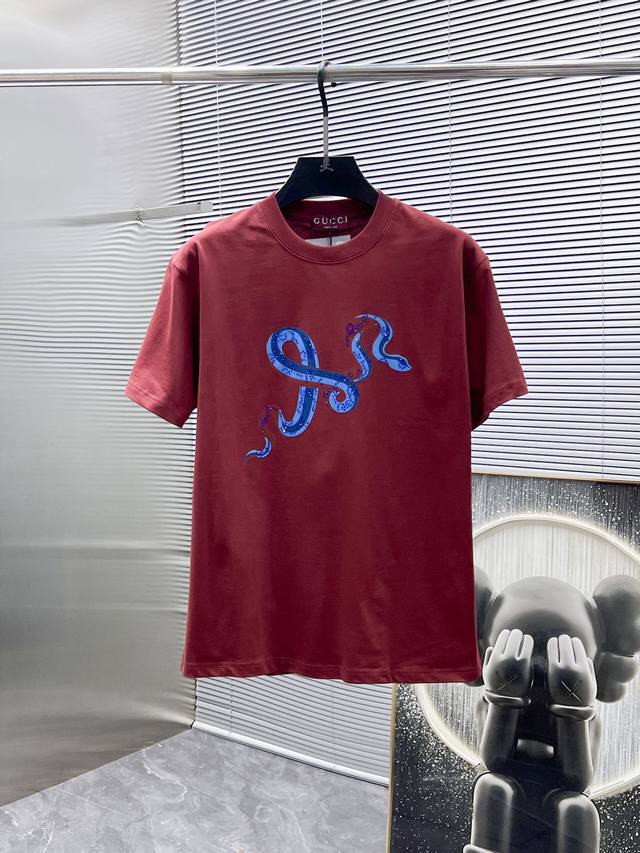Gucci 2025 new round neck short-sleeved T-shirt, high-end version! Custom-made c