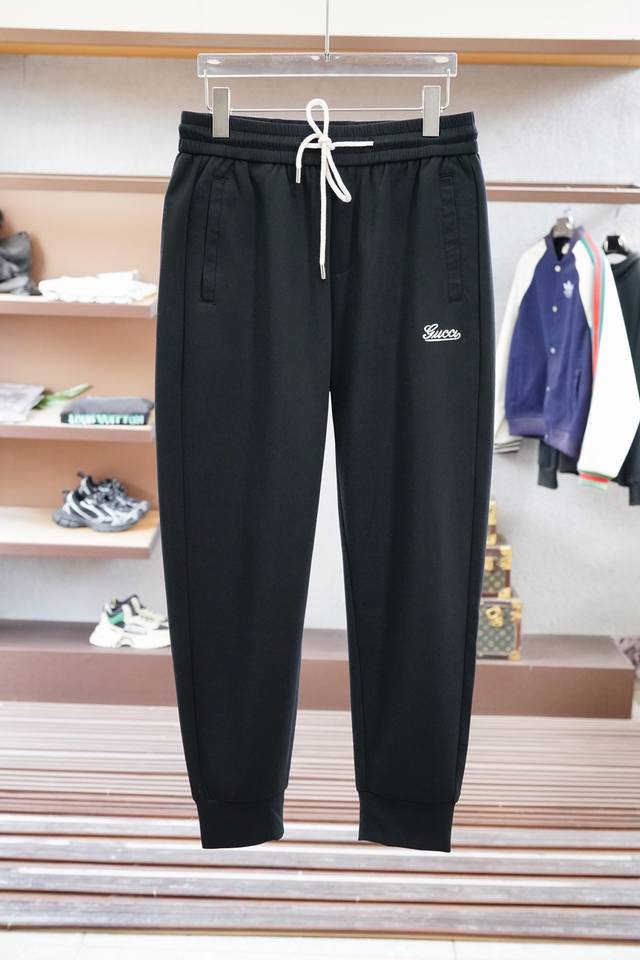 Gucci. 2025 Spring and Summer Casual Pants A new interpretation of aesthetics, i