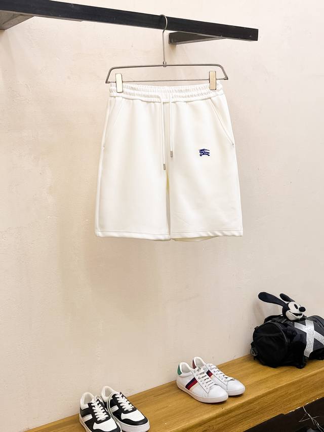 Burberry Burberry 2025 summer new men's casual shorts, high-end custom fabrics,