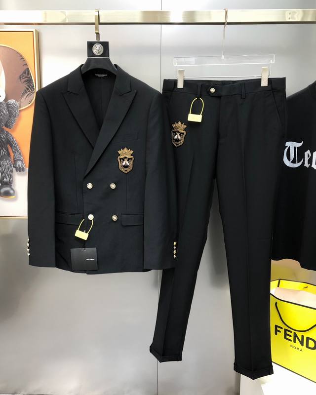 Sold as a whole set without disassembly. Dg Dolce & Gabbana 2025 early spring ne