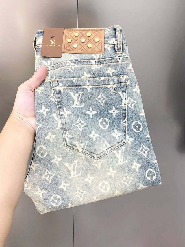 Lv Louis Vuitton 2025 spring and summer new men's slim-fit jeans, official websi