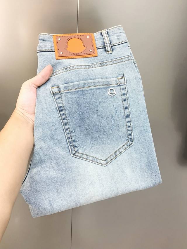 M*Ncler Moncler 2025 spring and summer new men's slim-fit jeans, official websit