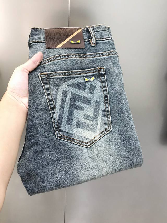 Fd Fendi 2025 spring and summer new men's slim-fit jeans, official website synch