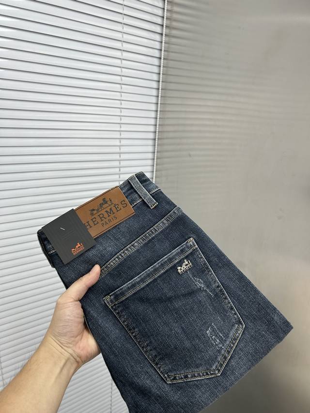 Hermes 2025 new men's jeans with good elasticity. Exclusively sold on the offici