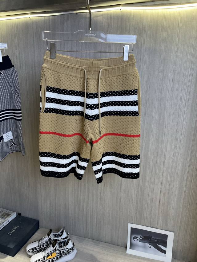 Burberry classic 2025Ss new knitted shorts, custom fabrics made of wafer fabric,