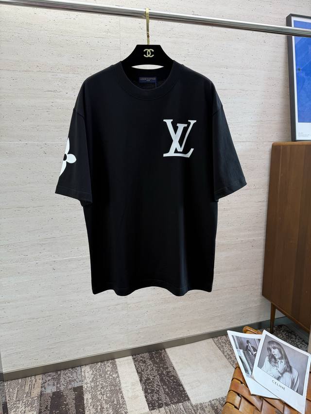 Loose version Lv2025 Spring and Summer new short sleeves have brighter and brig