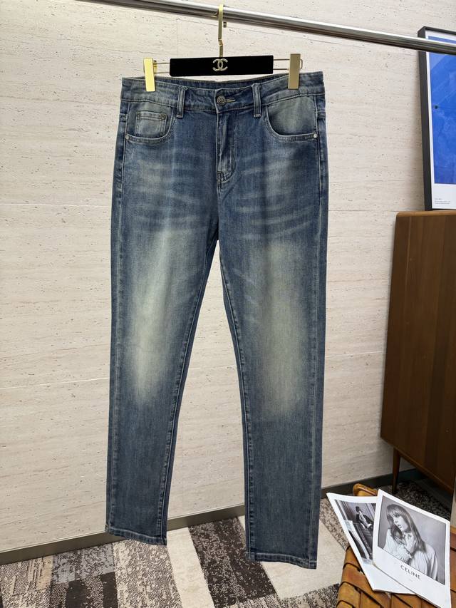 Her25S Spring and Summer Men's Straight Jeans Made of cotton denim fabric, soft