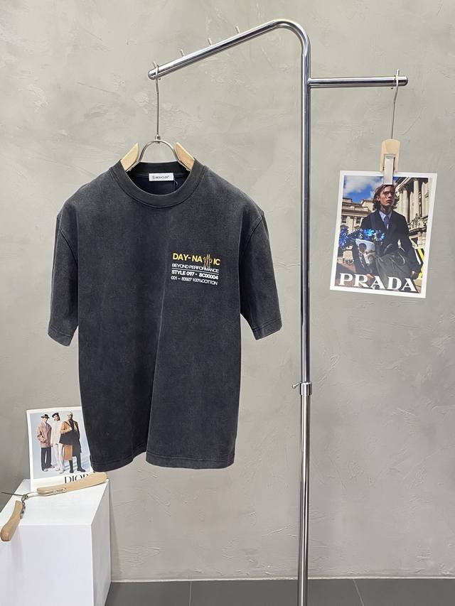 Moncler exclusive supply of new original men's casual short-sleeved high-end cus