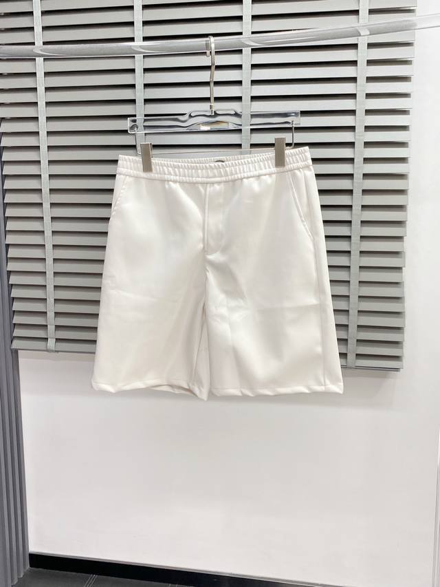 Prada exclusive new casual leather shorts high-end version counter custom made f