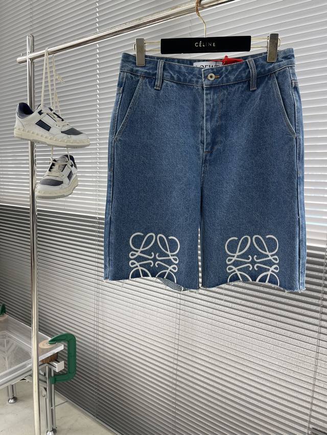 Loew Anagram denim shorts Customized blue silk cotton denim, comfortable and clo