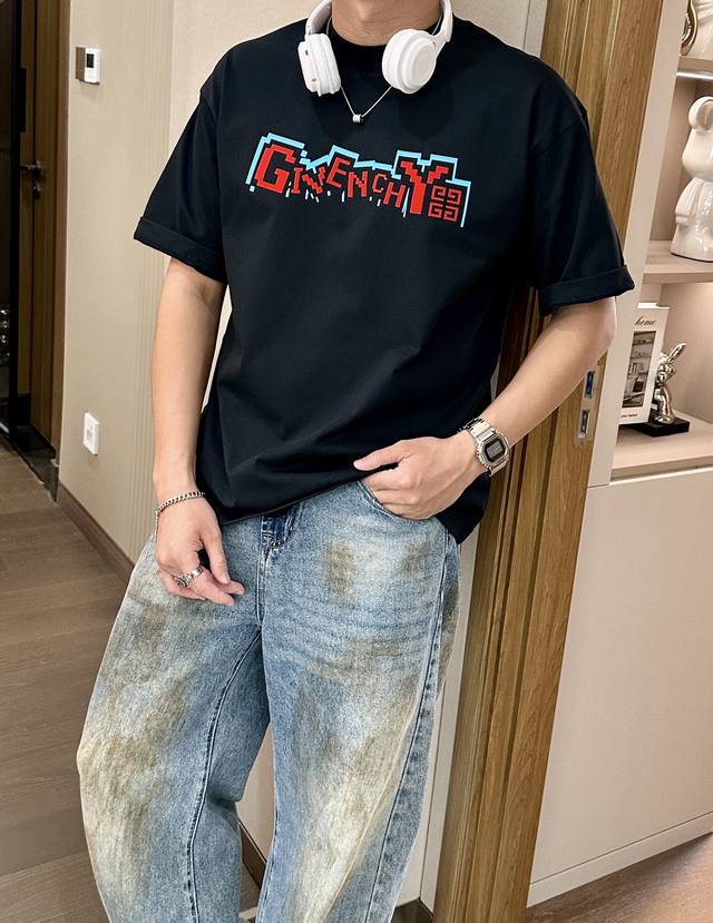 Givenchy 2025 Spring and Summer official website synchronization The fabric is