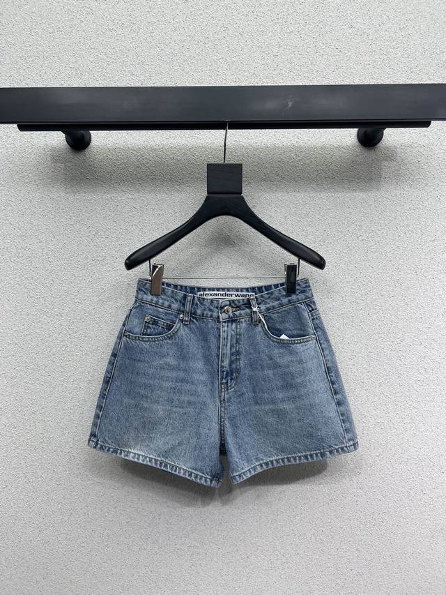 Alexander Wang hot diamond letter denim shorts imported denim fabric, semi-fini