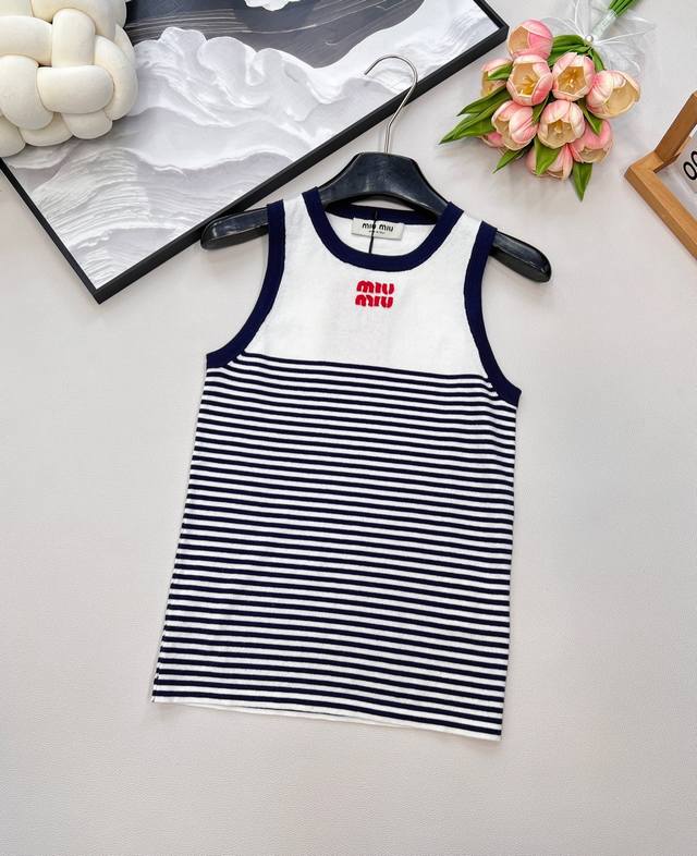 Miumiu25Ss Spring and Summer new micro-label cotton striped knitted vest | Exclu