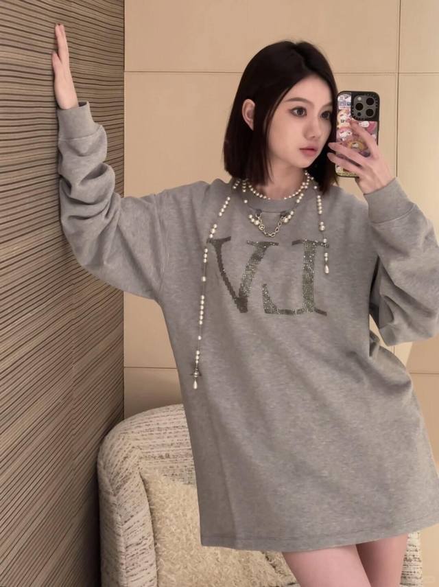 Louis Vuitto* 25Fw Early Autumn new letter hot diamond chain long sweatshirt | E