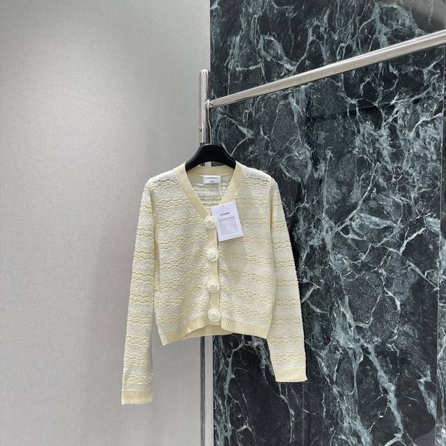 Xiaoxiang 25 Early Autumn New Style Knitted Cardigan The small chrysanthemum flo