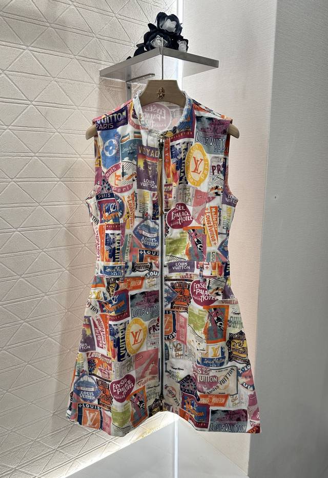 Louis Vuitto*2025 New arrivals Badge waist denim vest dress Customized Yb twill