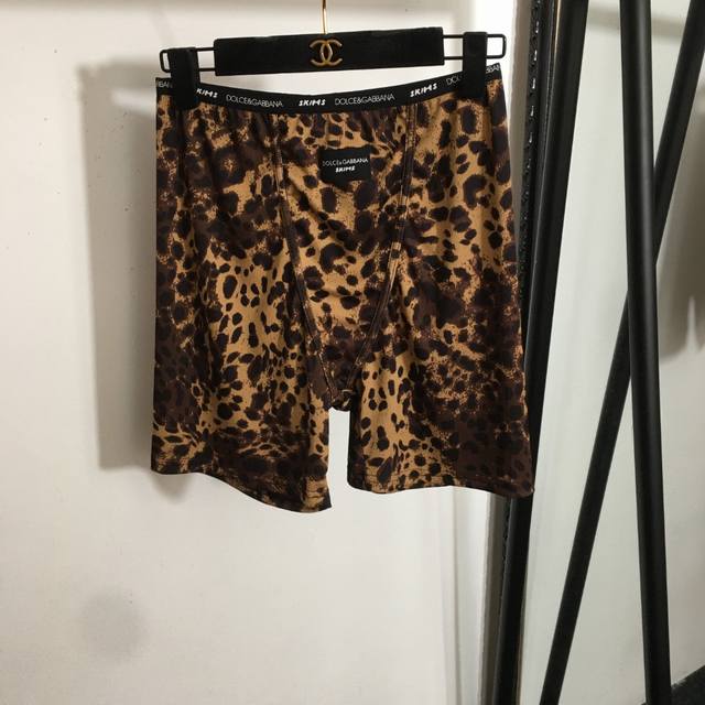 Style No. 20250132 Dg X Skims new logo letter-edged leopard print stretch short