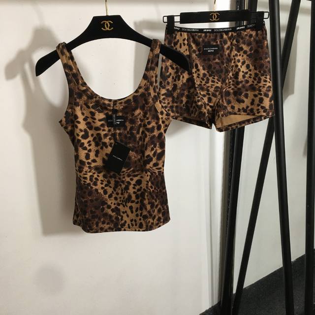 Style No. 20250117 Dg X Skims new joint suit, leopard print slim fit tank top +