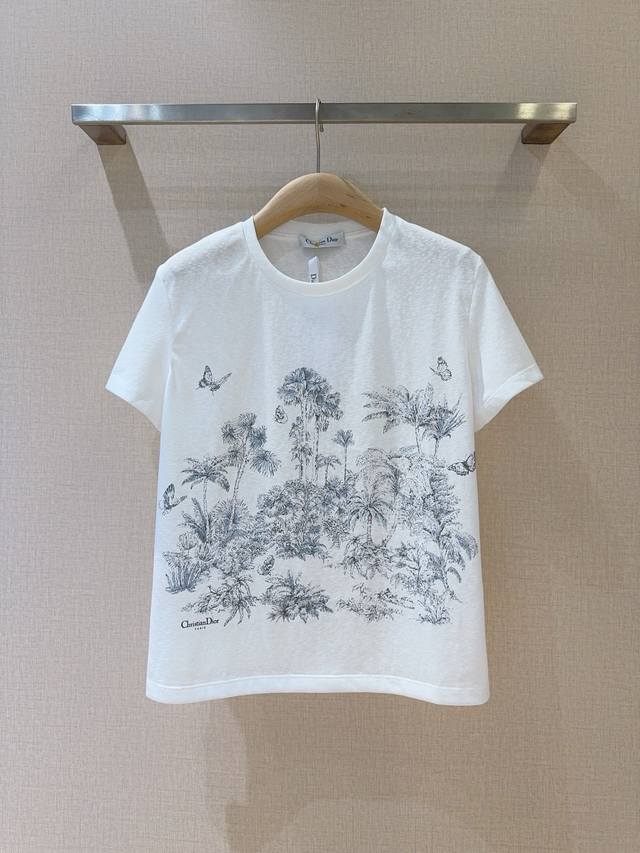 Dio*R Sketch Printed All-match T-shirt Printed round neck Tee, using the coconut