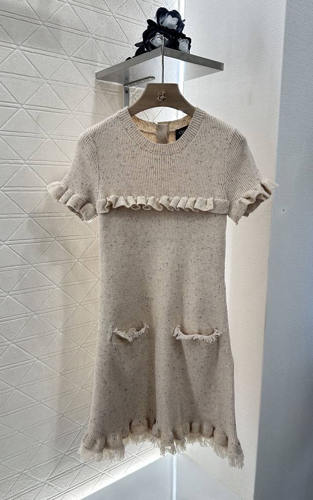 Chane*2025 New arrivals Round neck short sleeves wood ear hem knitted dress Cust