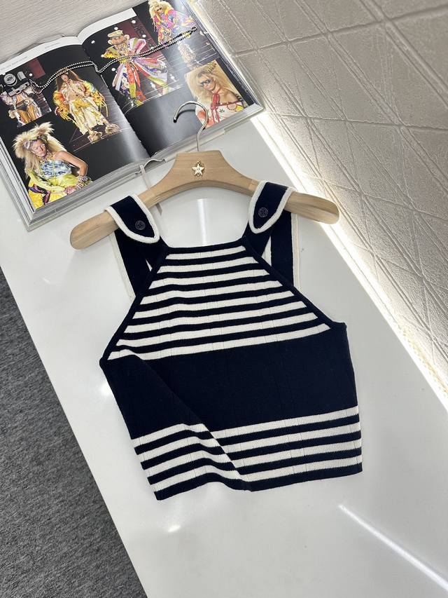 Miumi*2025 New arrivals Striped knitted vest Customized Yb wool yarn woven textu