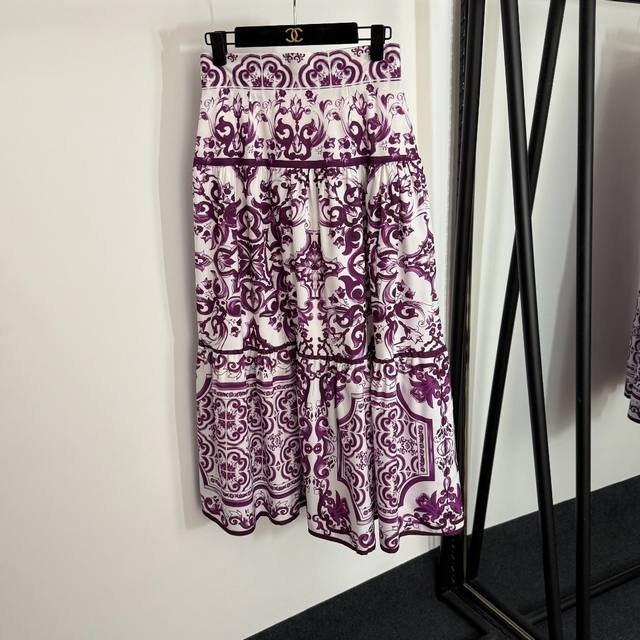 Style No. 20254063 Dg* New retro pattern print high waist slimming long skirt,