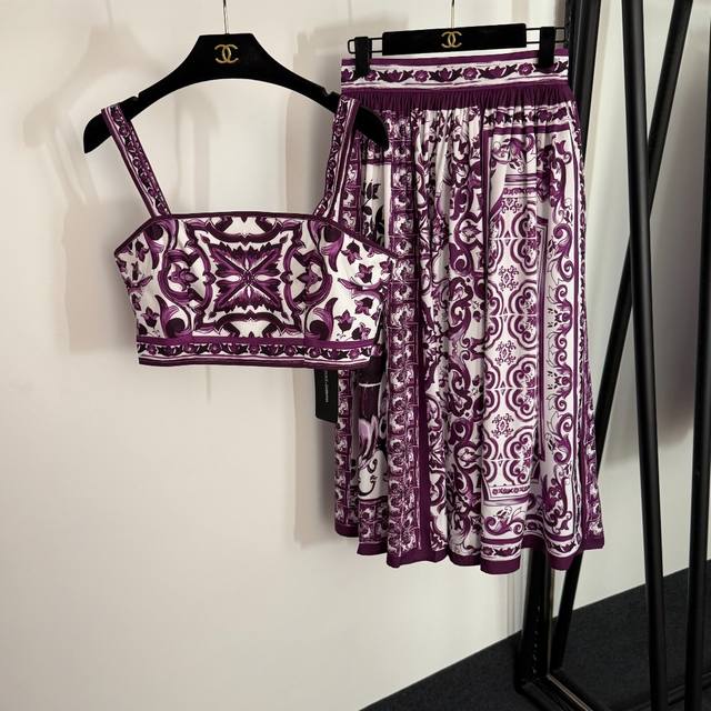 Style No. 20254064 Dg* New style suit, retro floral print tube top camisole + h