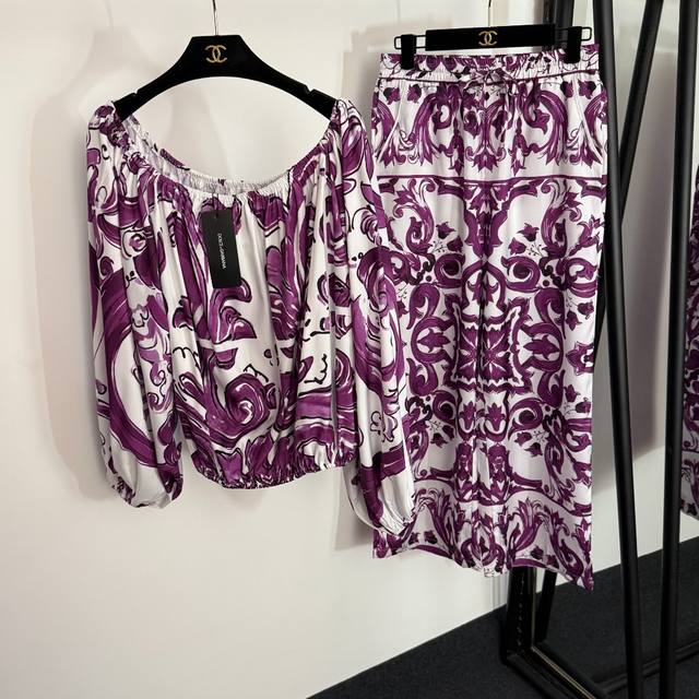 Style No. 20254056 Dg* New style suit, retro pattern printed long-sleeved top w