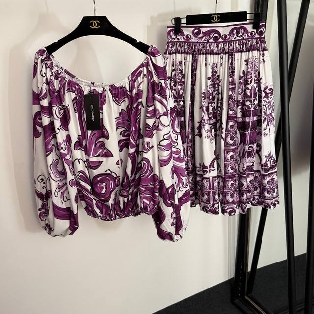 Style No. 20254050 Dg* New style suit, retro floral print long-sleeved top + hi