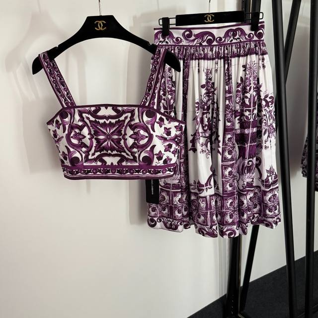 Style No. 20254048 Dg* New style suit, retro floral print tube top camisole + h